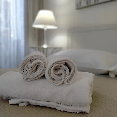 Politeama Art Centro Bed & Breakfast *